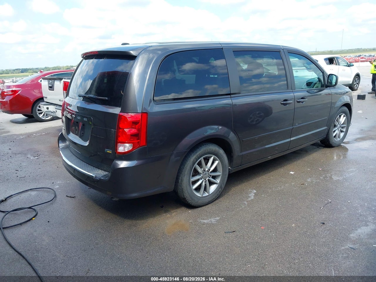 2016 DODGE GRAND CARAVAN SE PLUS · 4/11