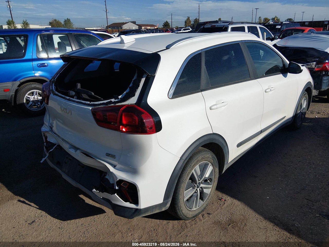 2022 KIA NIRO LXS · 4/11
