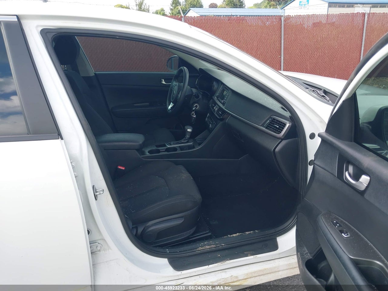 2017 KIA OPTIMA LX · 5/11
