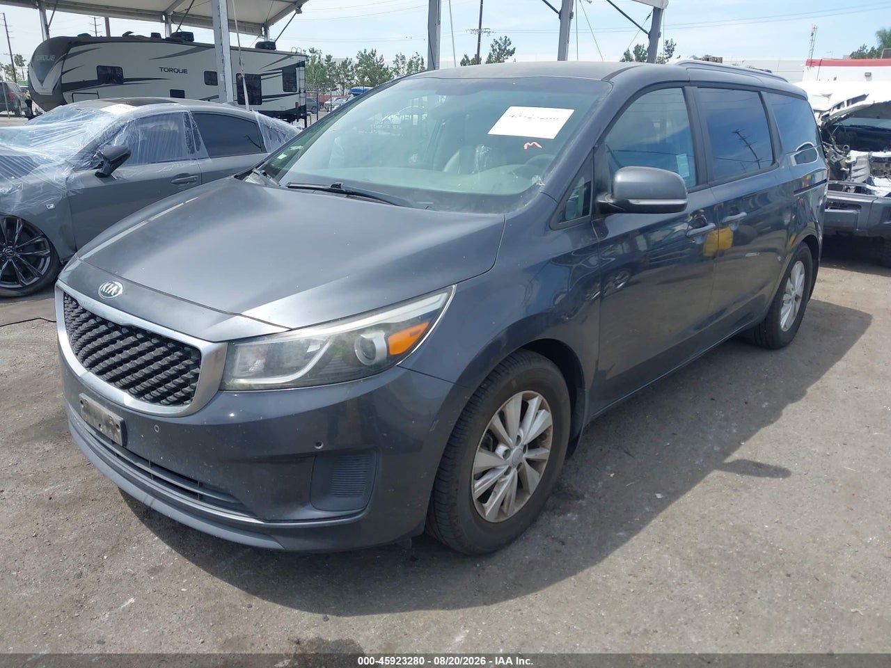 2017 KIA SEDONA LX · 2/10