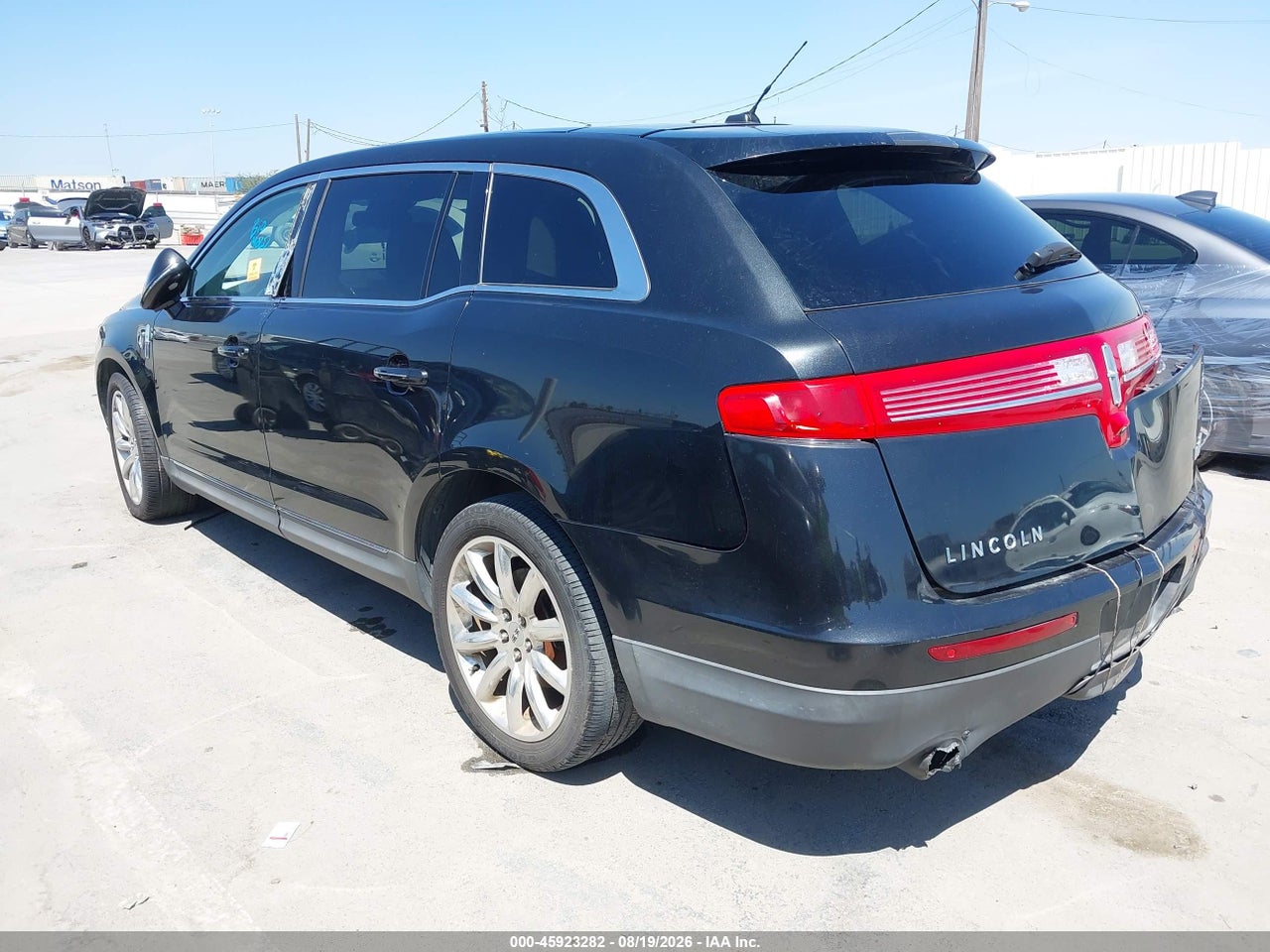 2010 LINCOLN MKT · 3/11
