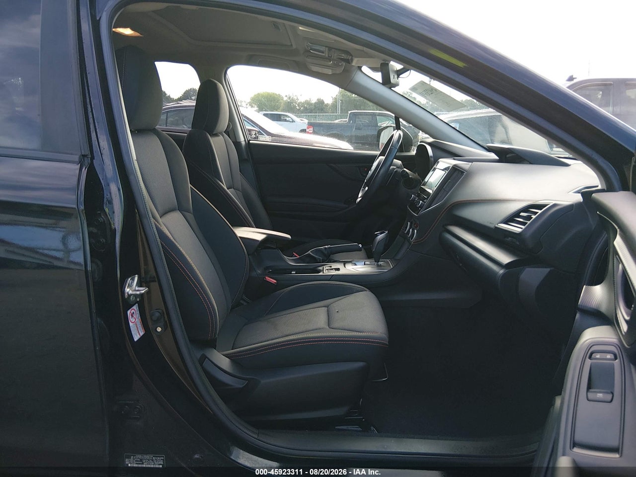 2020 SUBARU CROSSTREK PREMIUM · 5/11