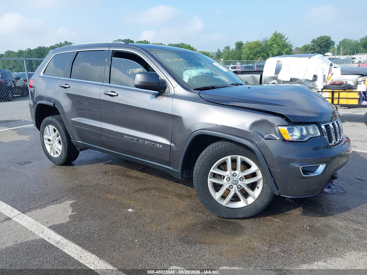 1C4RJFAG1HC****** · 2017 JEEP GRAND CHEROKEE LAREDO