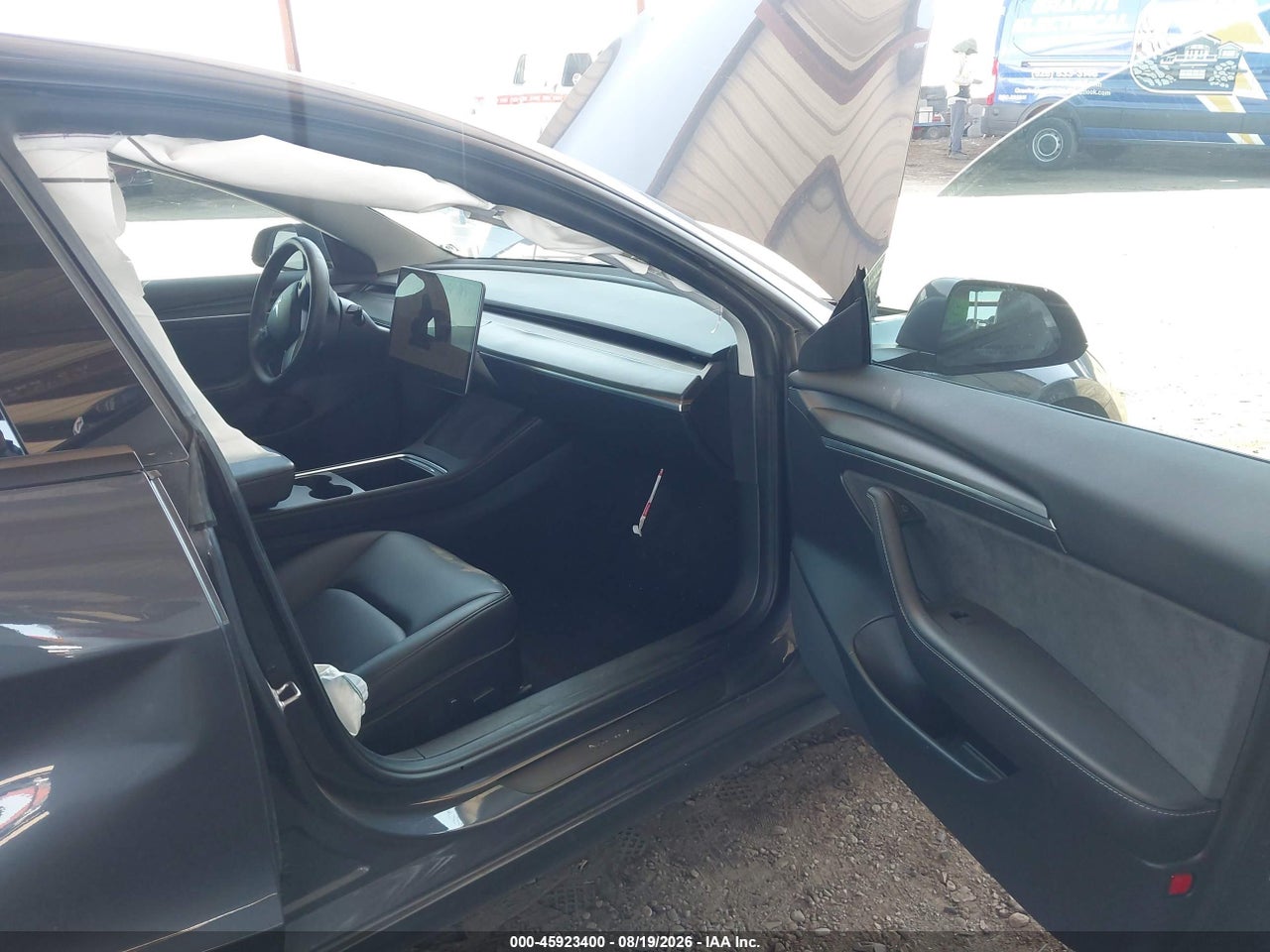 2022 TESLA MODEL 3 REAR-WHEEL DRIVE · 5/9