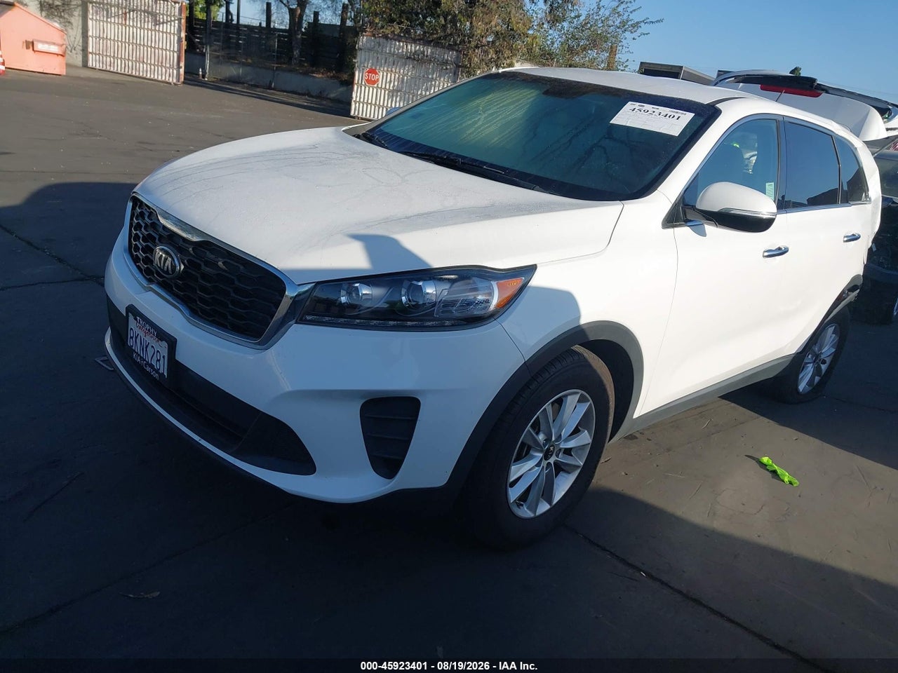 2019 KIA SORENTO 2.4L LX · 2/11