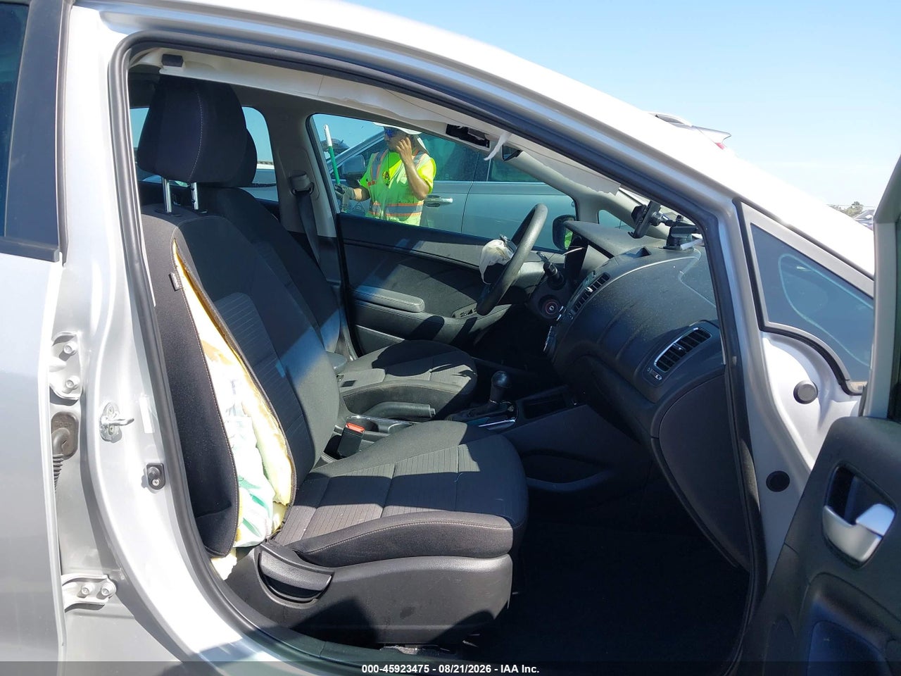 2017 KIA FORTE LX · 5/11