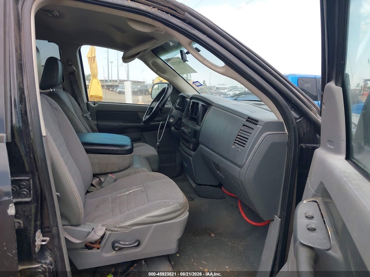 2008 DODGE RAM 1500 ST/SXT · 5/11