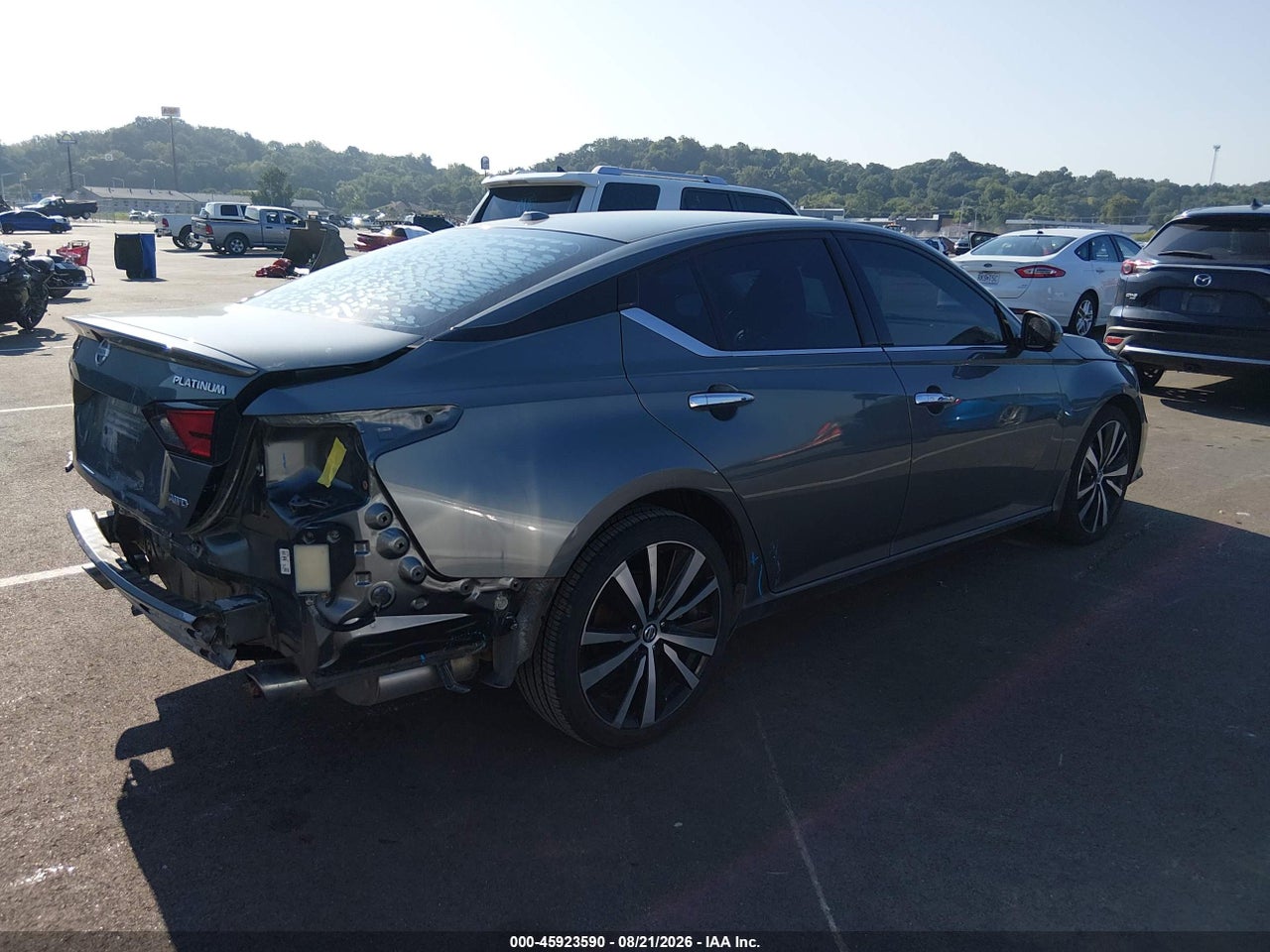 2019 NISSAN ALTIMA 2.5 PLATINUM · 4/11