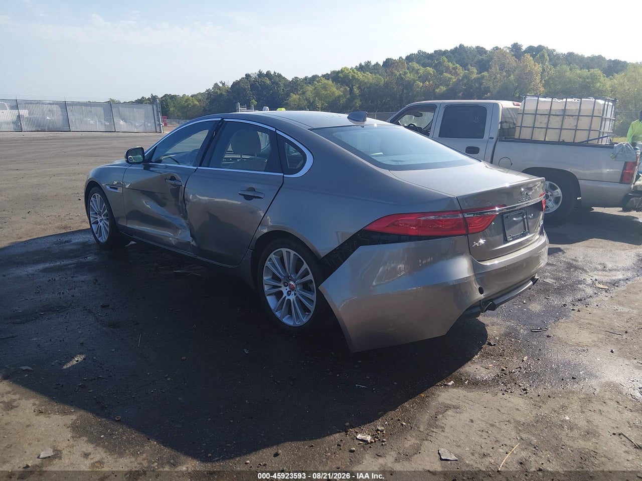2020 JAGUAR XF 25T PREMIUM AWD AUTOMATIC · 3/11