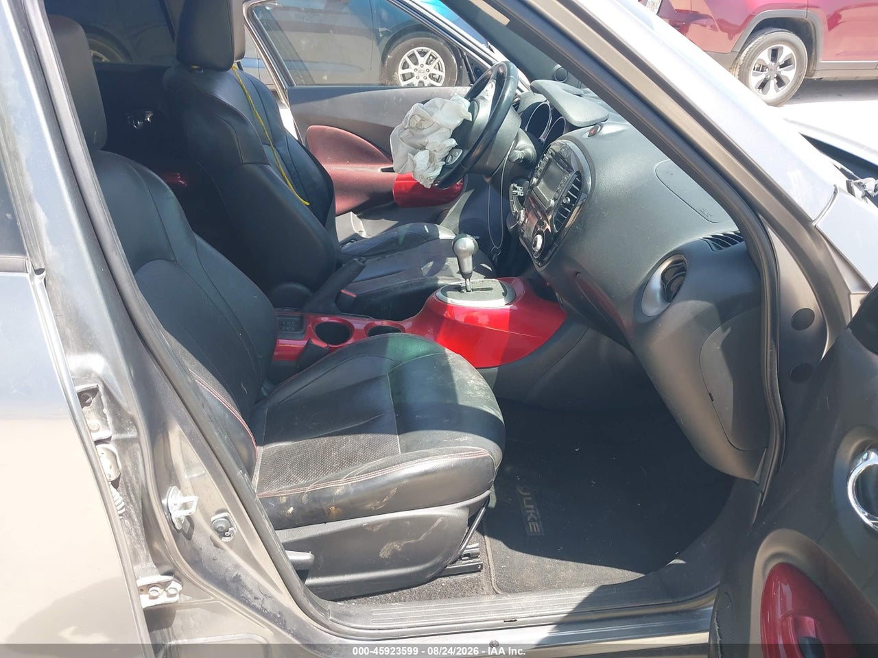 2014 NISSAN JUKE SL · 5/11