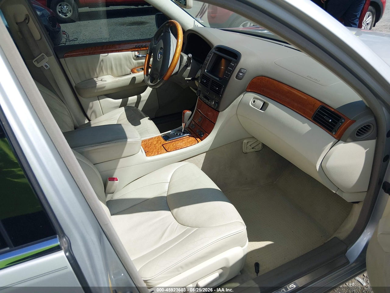 2005 LEXUS LS 430 · 5/11