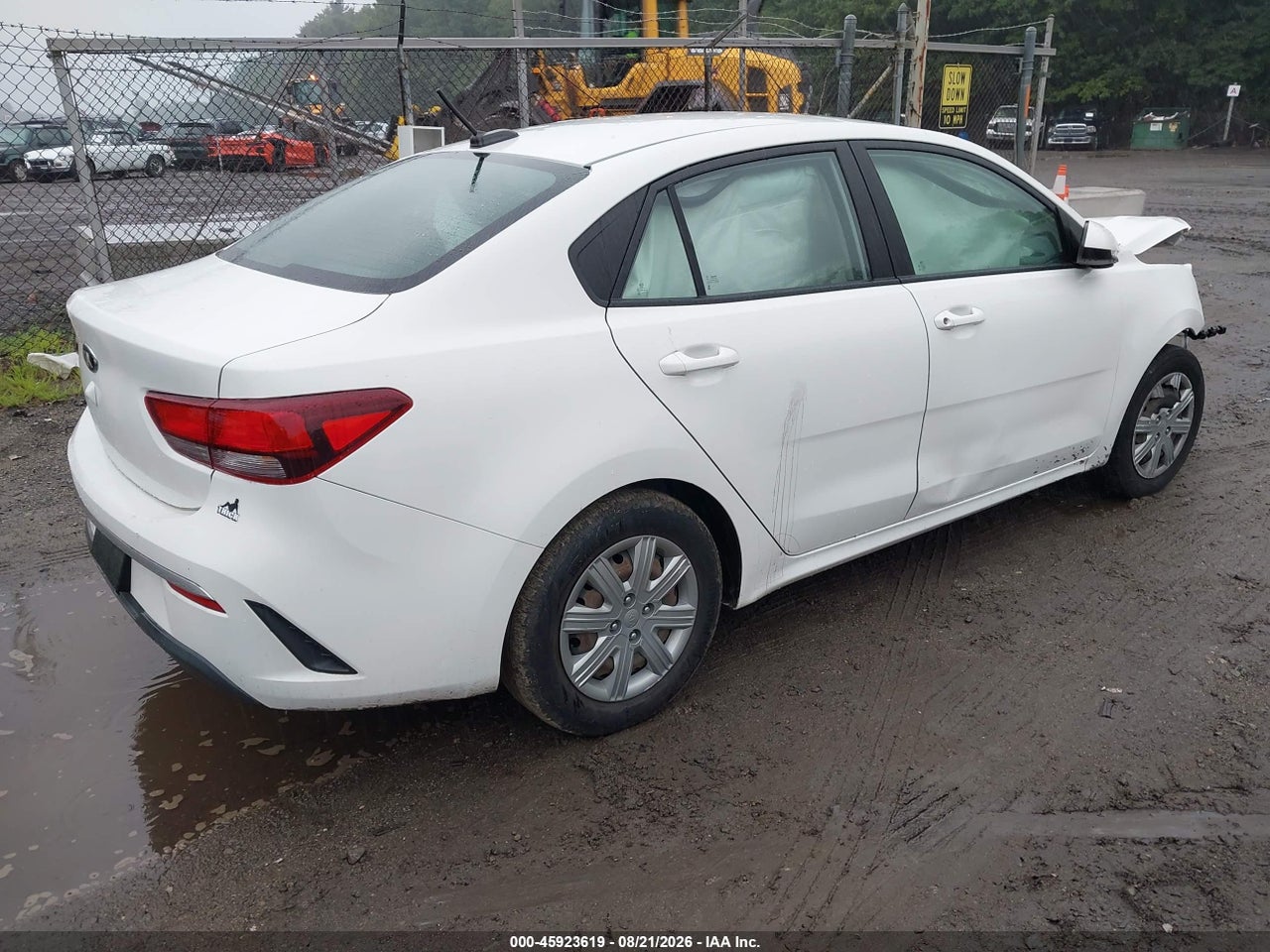 2021 KIA RIO LX · 4/4
