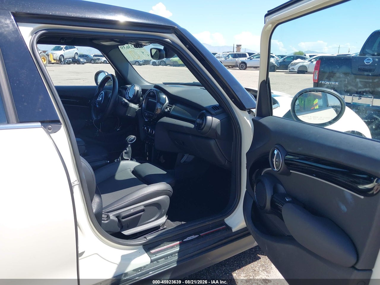 2017 MINI HARDTOP COOPER S · 5/11