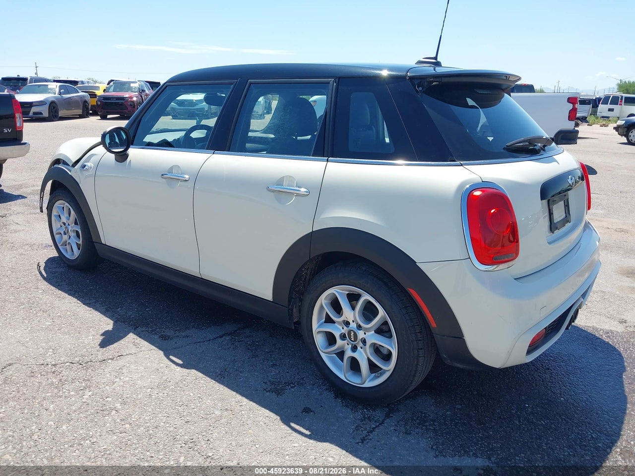 2017 MINI HARDTOP COOPER S · 3/11
