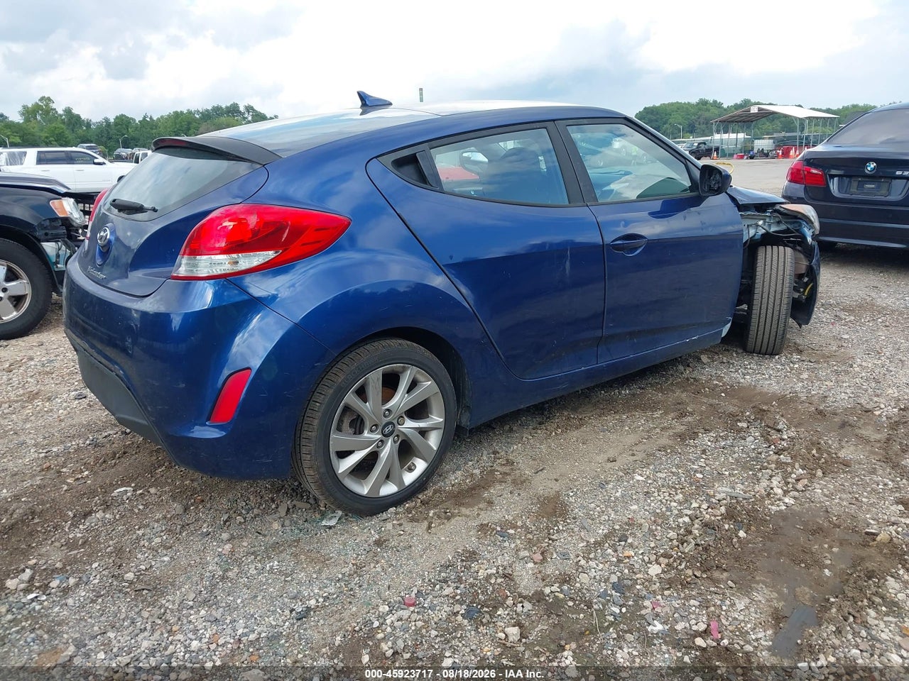 2017 HYUNDAI VELOSTER · 4/11