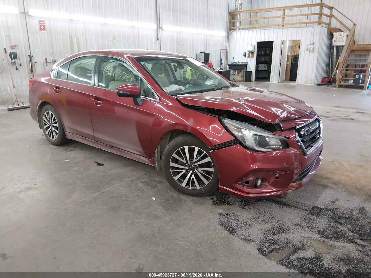 4S3BNAF63J3****** · 2018 SUBARU LEGACY 2.5I PREMIUM