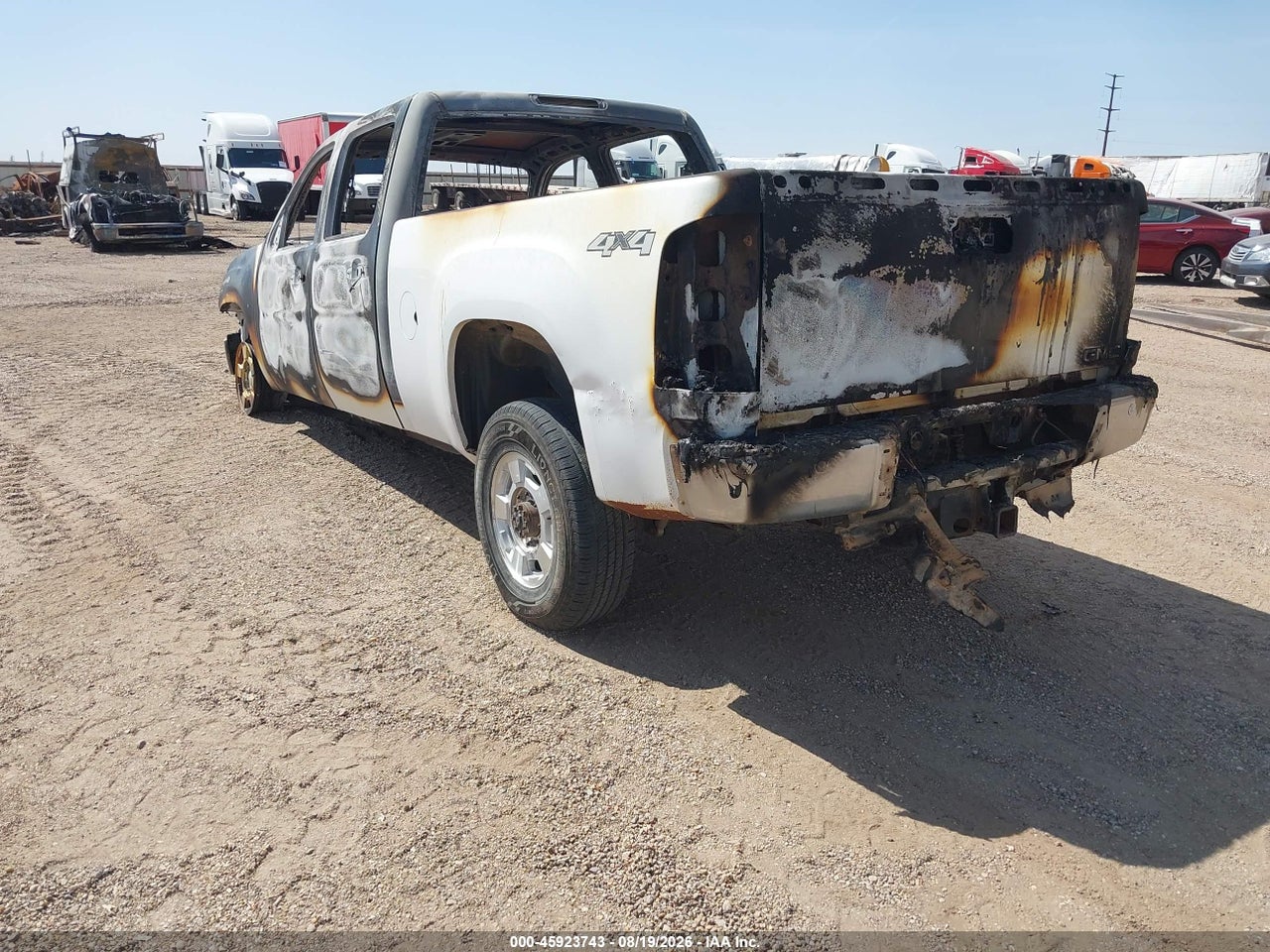 2011 GMC SIERRA 2500HD SLT · 3/10