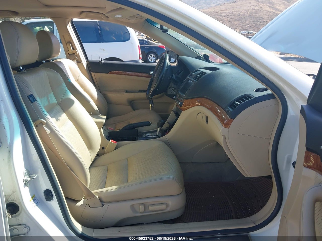 JH4CL96948C****** · 2008 ACURA TSX · 5/11