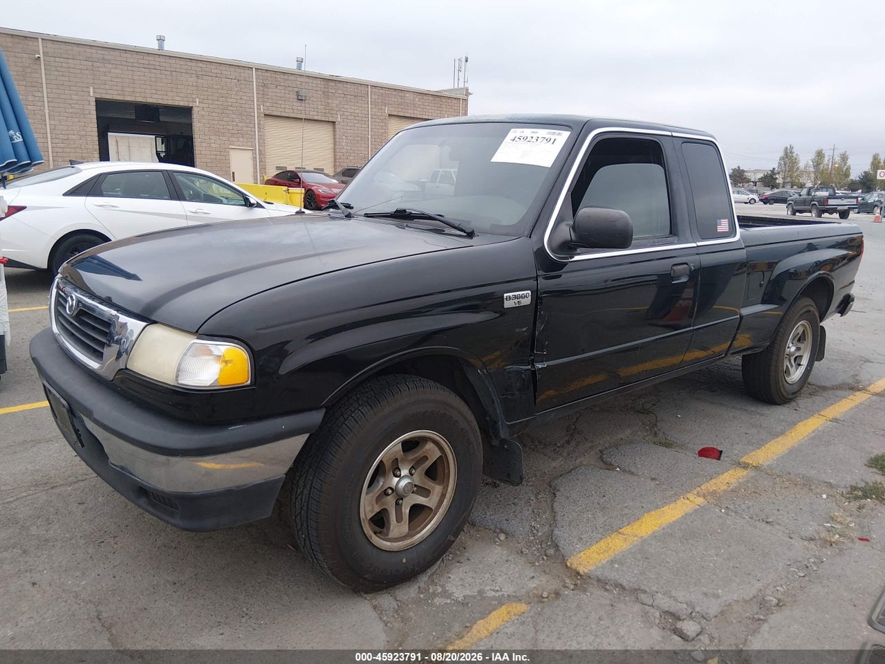 2000 MAZDA B3000 SE/TL · 2/11