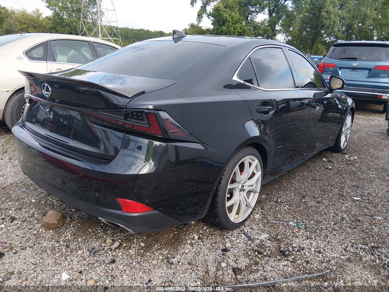 2017 LEXUS IS 300 · 4/11