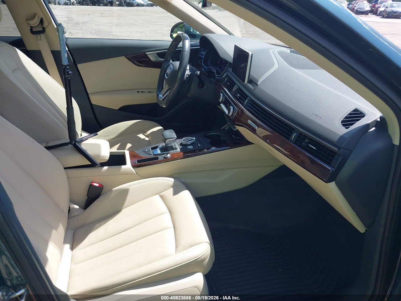 2017 AUDI ALLROAD PREMIUM PLUS · 5/11