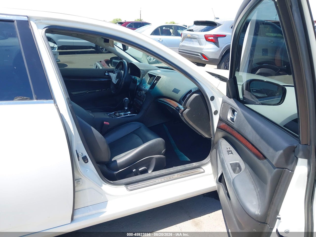 2012 INFINITI G25X · 5/11
