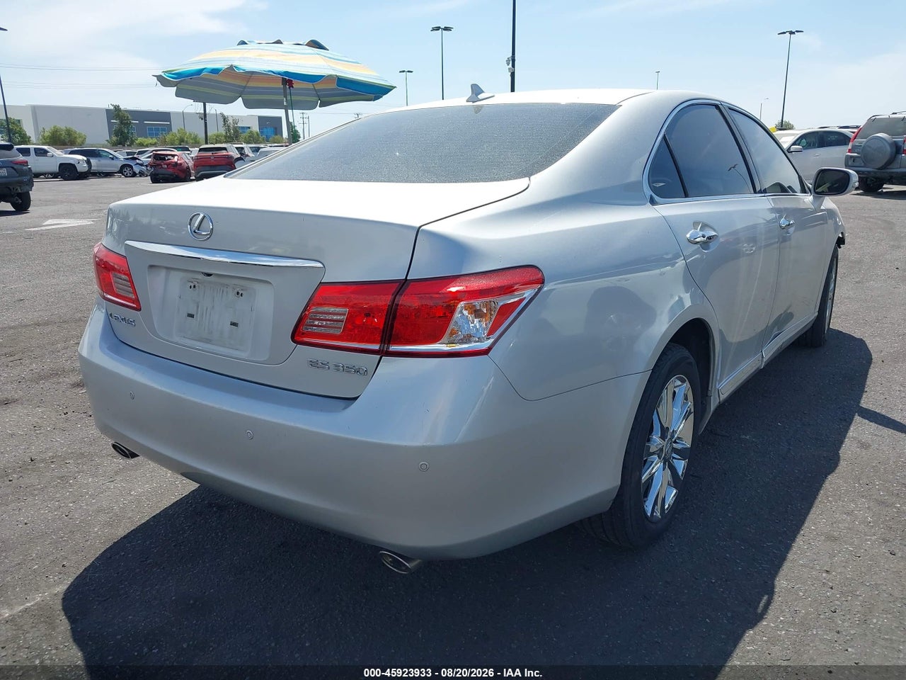 2010 LEXUS ES 350 · 4/11