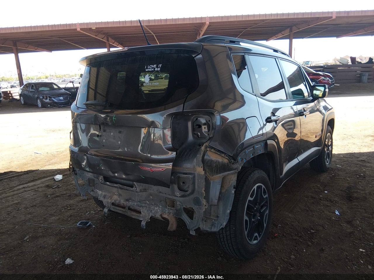 2016 JEEP RENEGADE TRAILHAWK · 4/11