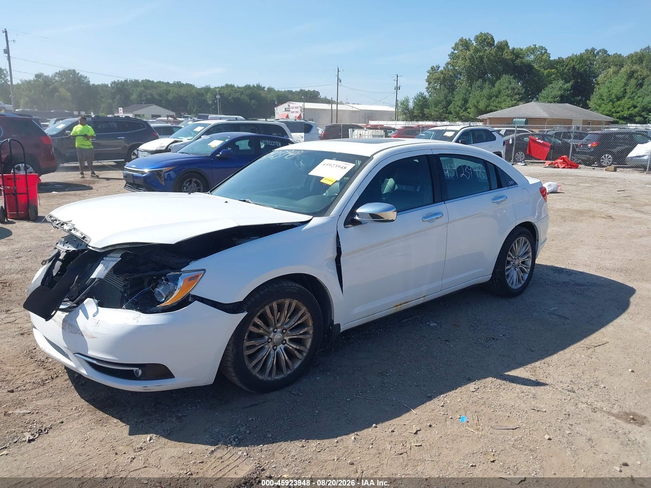 2013 CHRYSLER 200 LIMITED · 2/11