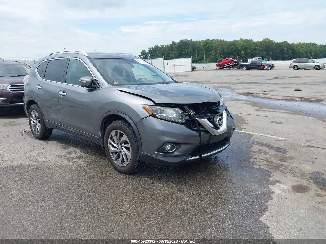 5N1AT2MVXFC****** · 2015 NISSAN ROGUE SL