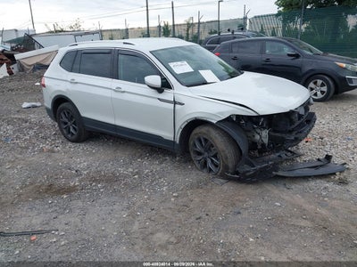3VV2B7AX8PM****** · 2023 VOLKSWAGEN TIGUAN 2.0T SE