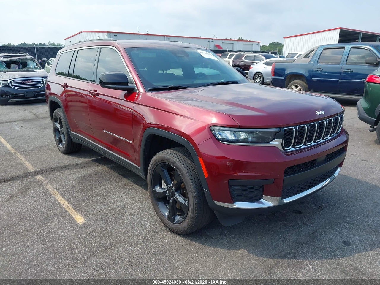 2024 JEEP GRAND CHEROKEE L LAREDO 4X2