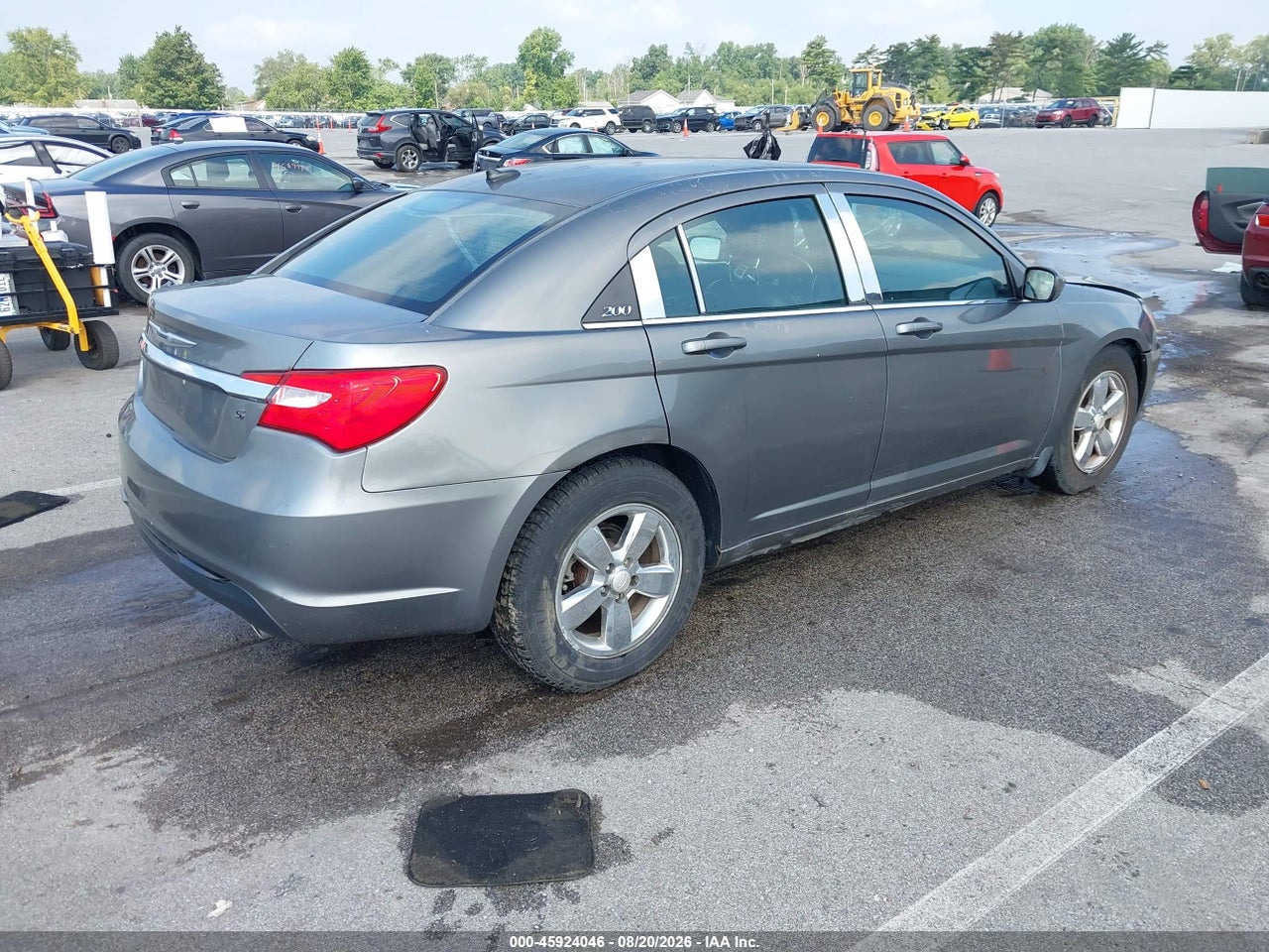2011 CHRYSLER 200 S · 4/10