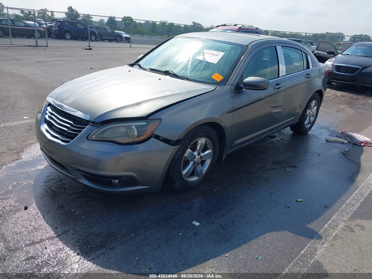 2011 CHRYSLER 200 S · 2/10
