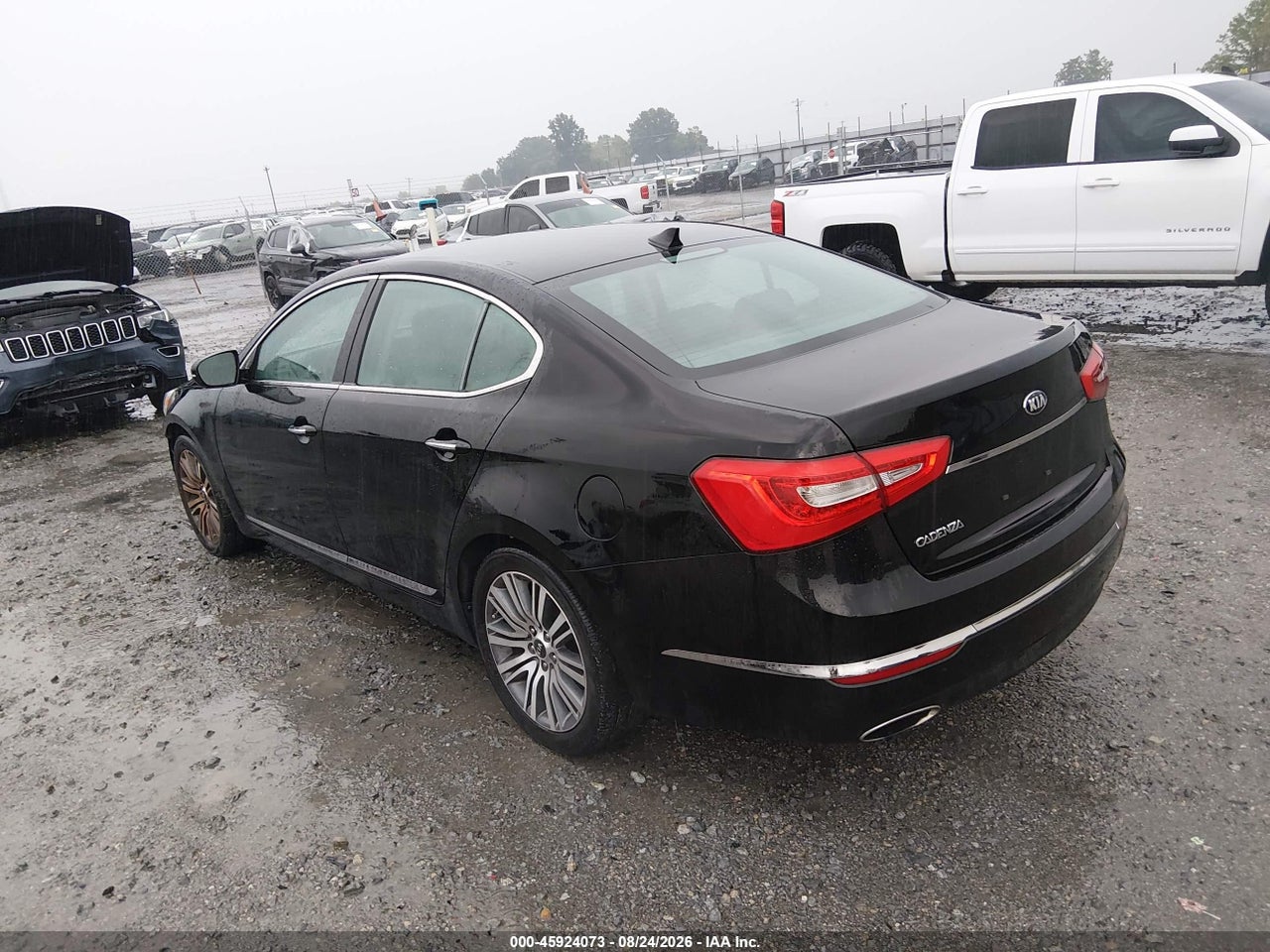 2016 KIA CADENZA · 3/11