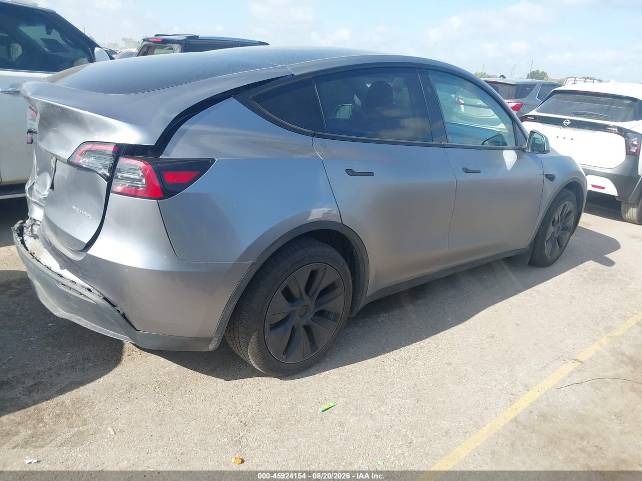2024 TESLA MODEL Y LONG RANGE DUAL MOTOR ALL-WHEEL DRIVE · 4/9