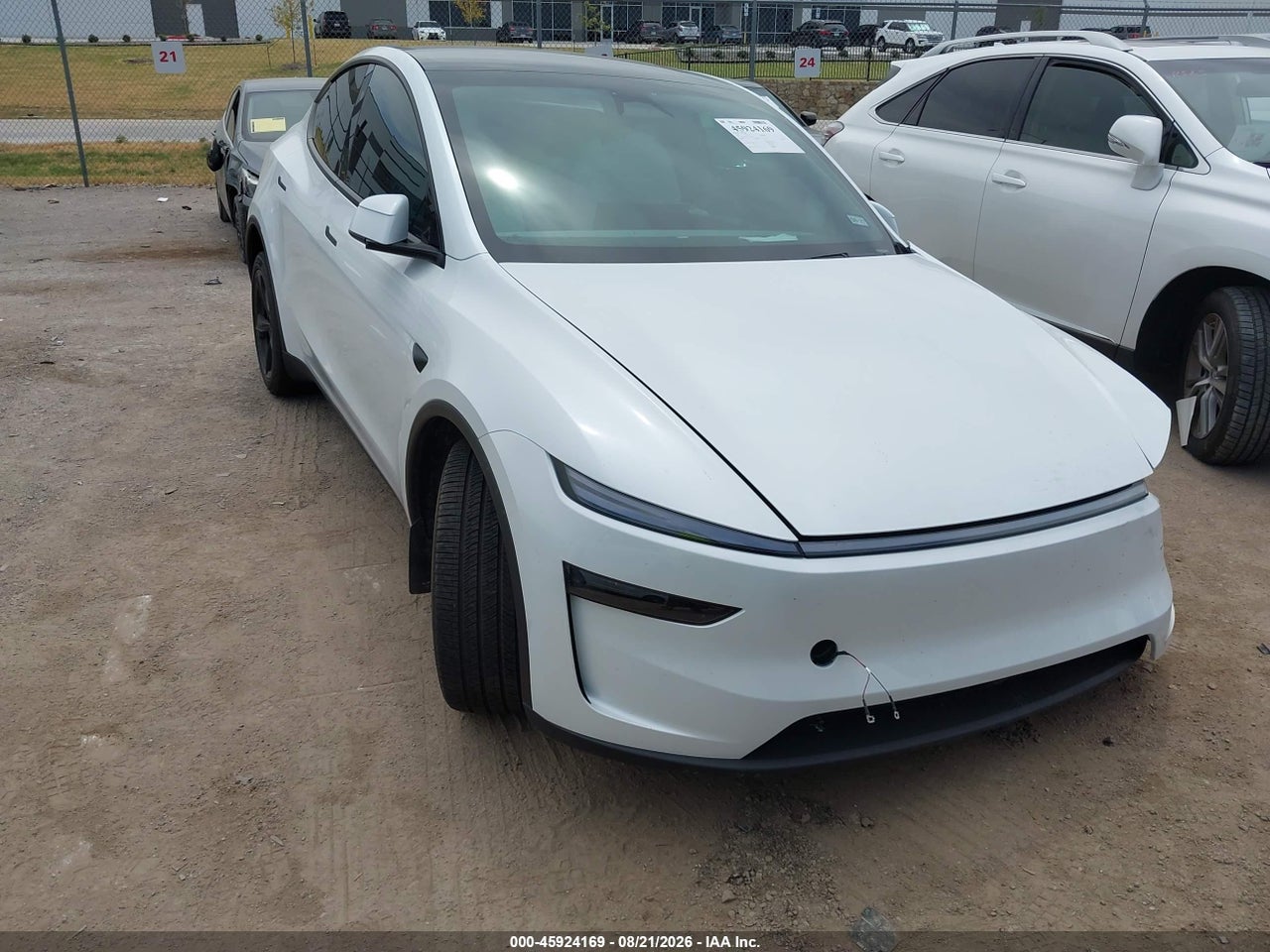 7SAYGDEDXTA****** · 2026 TESLA MODEL Y PREMIUM/REAR-WHEEL DRIVE