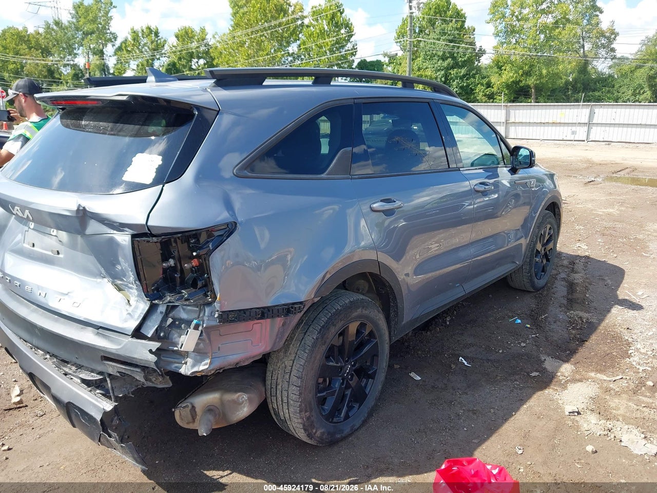 2022 KIA SORENTO X-LINE S · 4/11