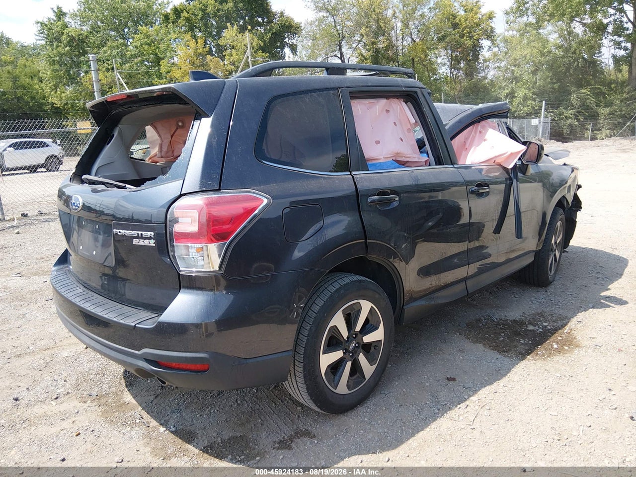 2017 SUBARU FORESTER 2.5I LIMITED · 4/10