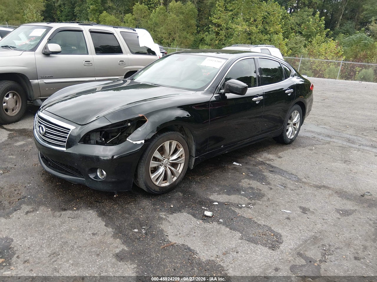2013 INFINITI M37 · 2/11