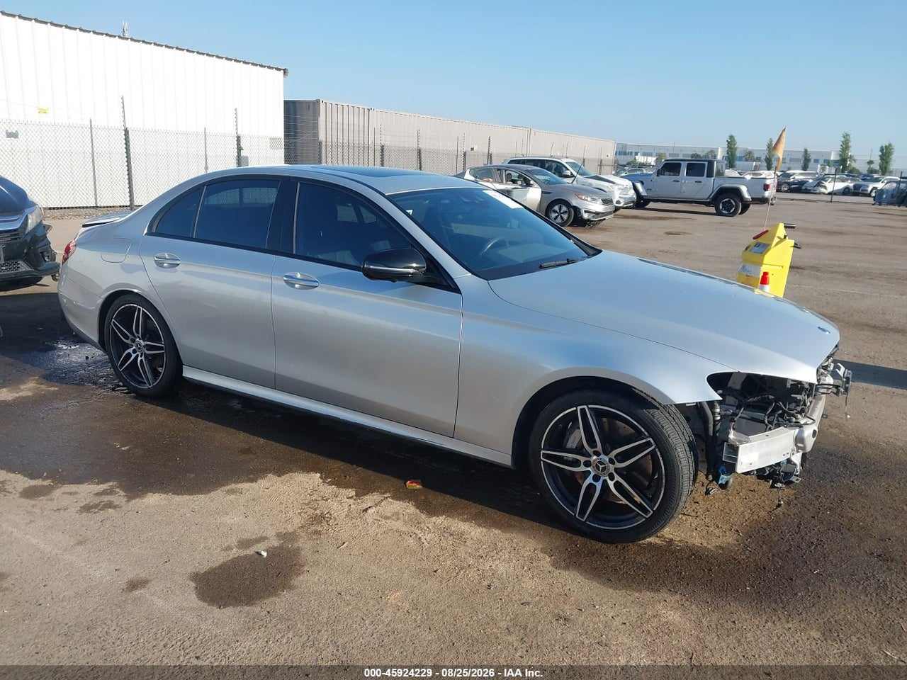 WDDZF4KB1KA****** · 2019 MERCEDES-BENZ E 300 4MATIC