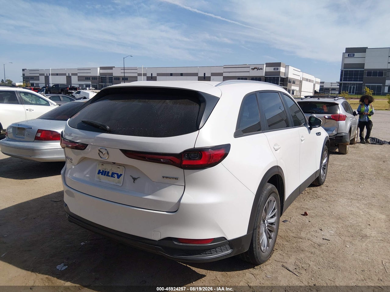 2025 MAZDA CX-90 3.3 TURBO SELECT PACKAGE · 4/10