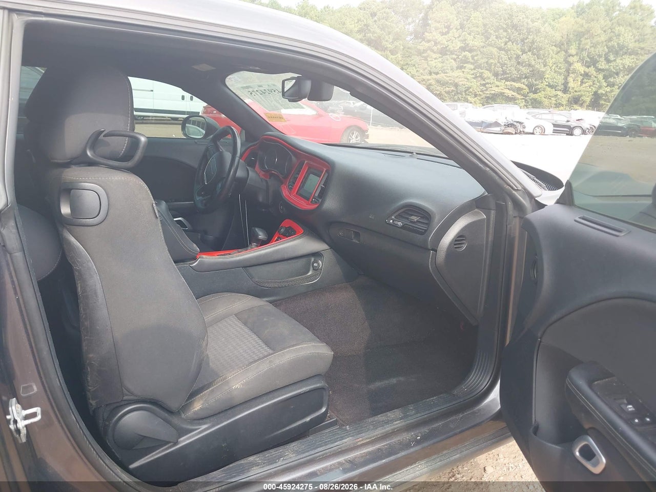 2016 DODGE CHALLENGER SXT · 5/11
