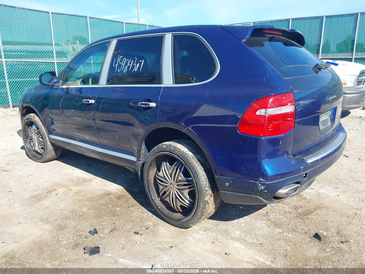 2010 PORSCHE CAYENNE · 3/11