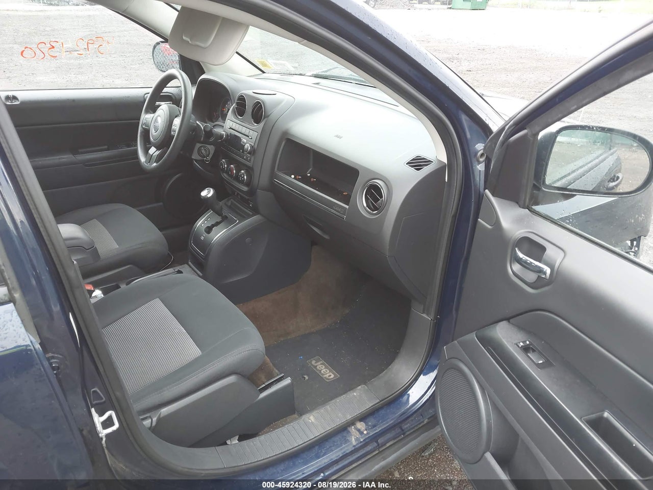 1C4NJDBB6DD****** · 2013 JEEP COMPASS SPORT · 5/11