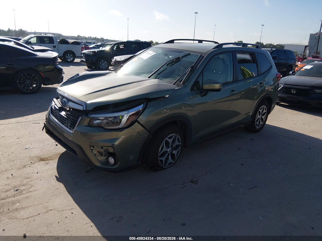2021 SUBARU FORESTER PREMIUM · 2/11