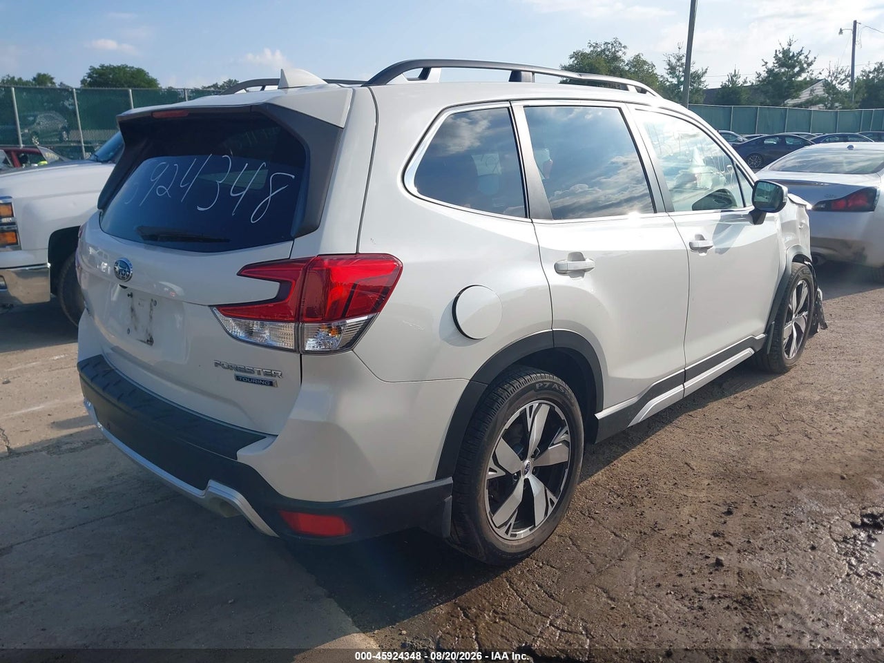 2020 SUBARU FORESTER TOURING · 4/11