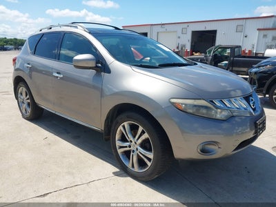 2010 NISSAN MURANO LE