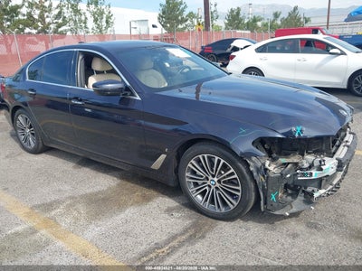 WBAJA9C53JB****** · 2018 BMW 530E IPERFORMANCE