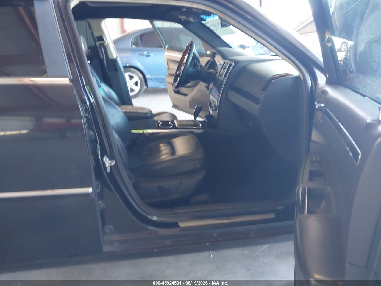 2010 CHRYSLER 300C HEMI · 5/11